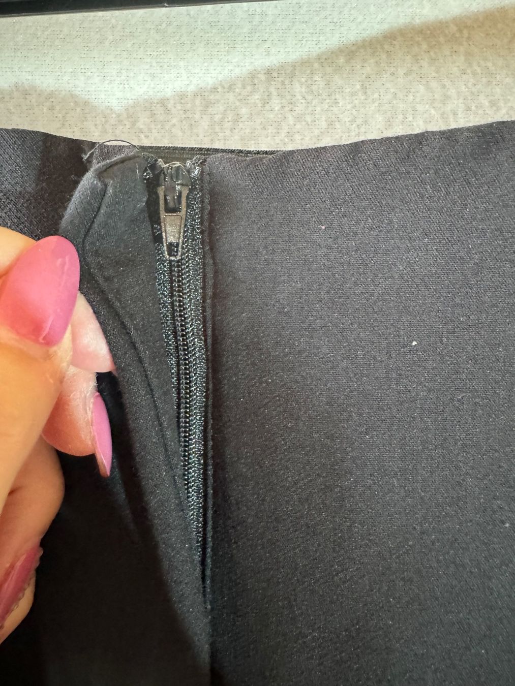 H&M Hosen: Schwarze Stoff Hose von H&M Gr. 38 – Gebraucht aus Grosswangen von second_hand_dress 1
