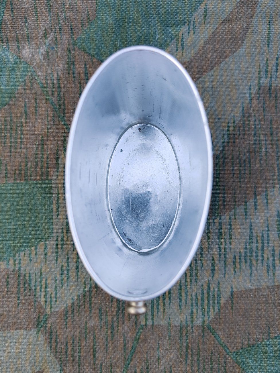 Schweizer Armee Attrezzatura & Pezzi di ricambio: Feldbecher Ord. 1932/35, von 1940, AG – Usato da Bauma venduto da SwissMilitaria 2
