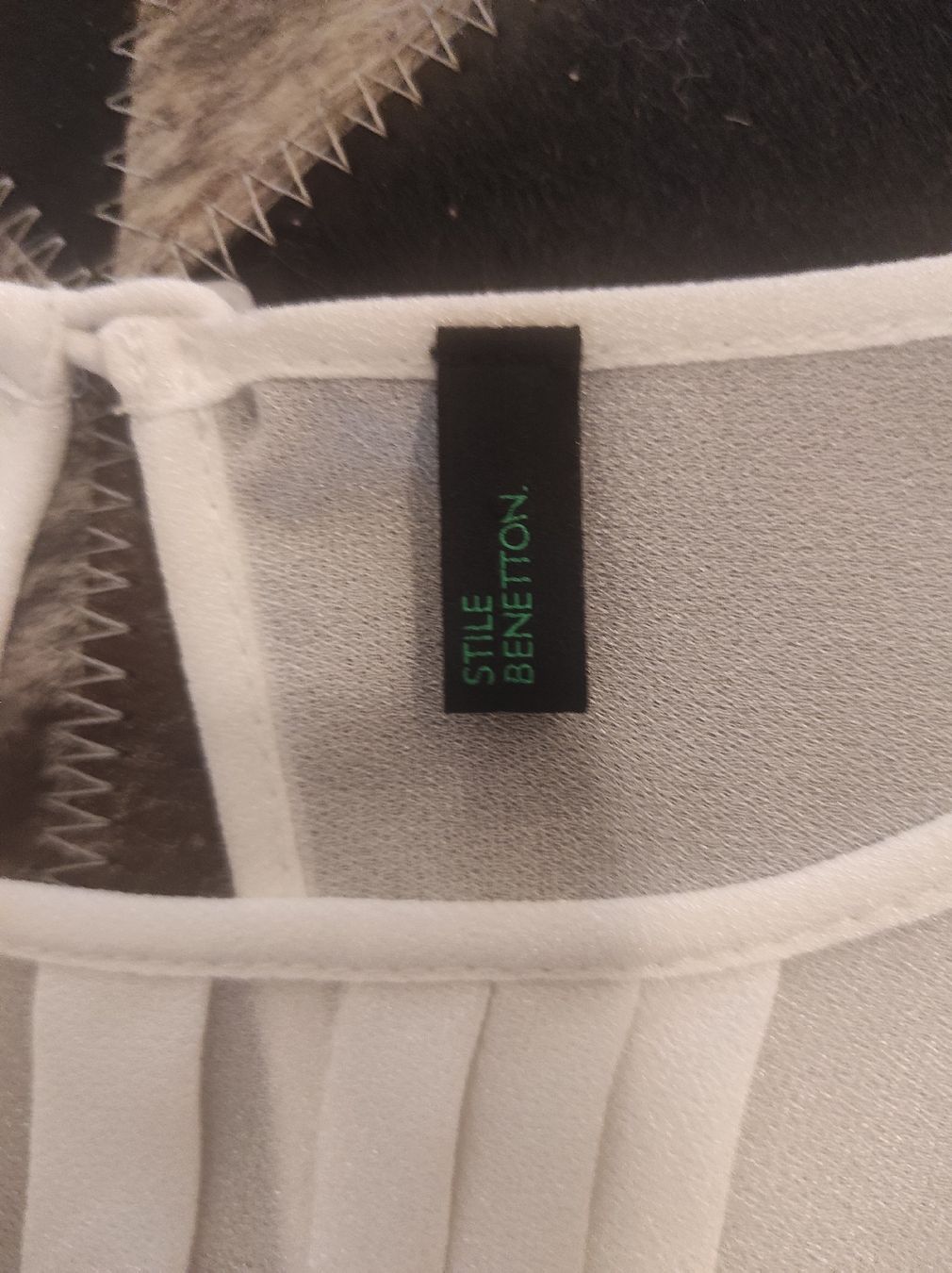 Benetton Camicette: Bluse von Benetton, Neu, gr S – Nuovo (secondo la descrizione) da Rupperswil venduto da Tynna 2