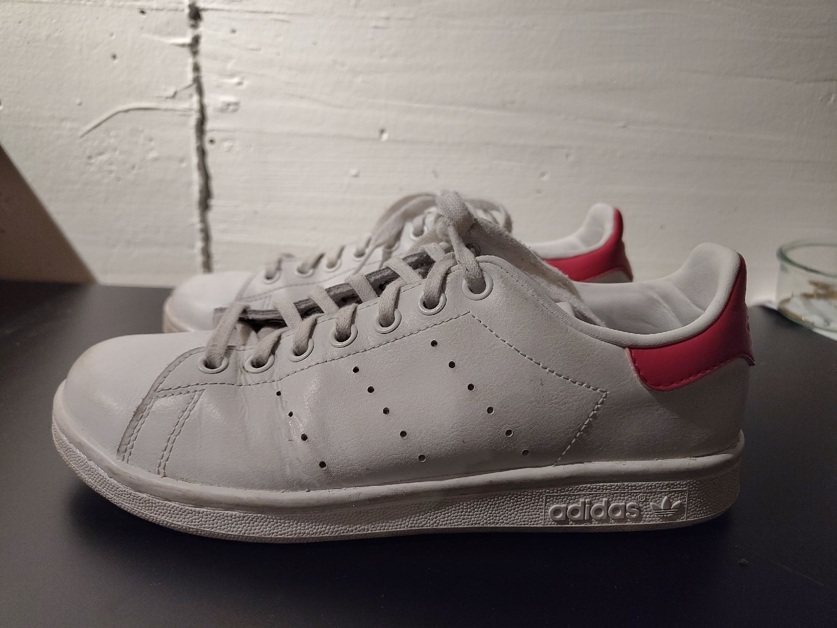 Adidas Scarpe da donna: Adidas Stan Smith Damenschuhe Weiss Grösse 38 – Usato da Dietlikon venduto da VintageStudioZurich