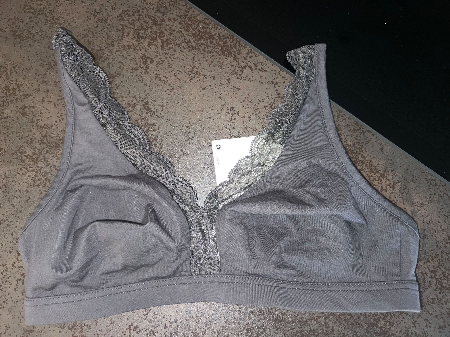 Hanro Altra biancheria intima: BH HANRO 75b neu – Nuovo (secondo la descrizione) da Dornach venduto da samuti