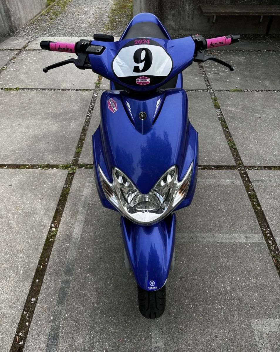 Yamaha Scooters: Yamaha jog rr – D'occasion à Biel/Bienne par Silva-M30 2