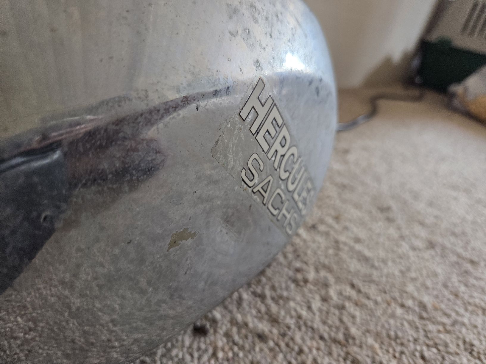 Sachs Mofa-Ersatzteile: Sachs Hercules Tank  – Gebraucht aus Eichberg von Schmid-Motos 6