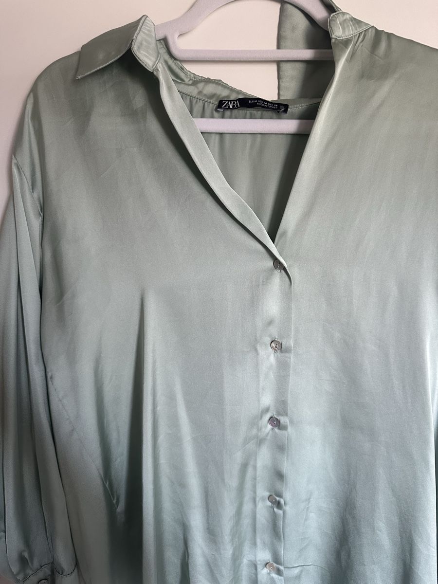 Zara Blusen: ZARA Bluse mintgrün Grösse M gebraucht – Gebraucht aus Reinach BL von Alles_muss_weg00 2
