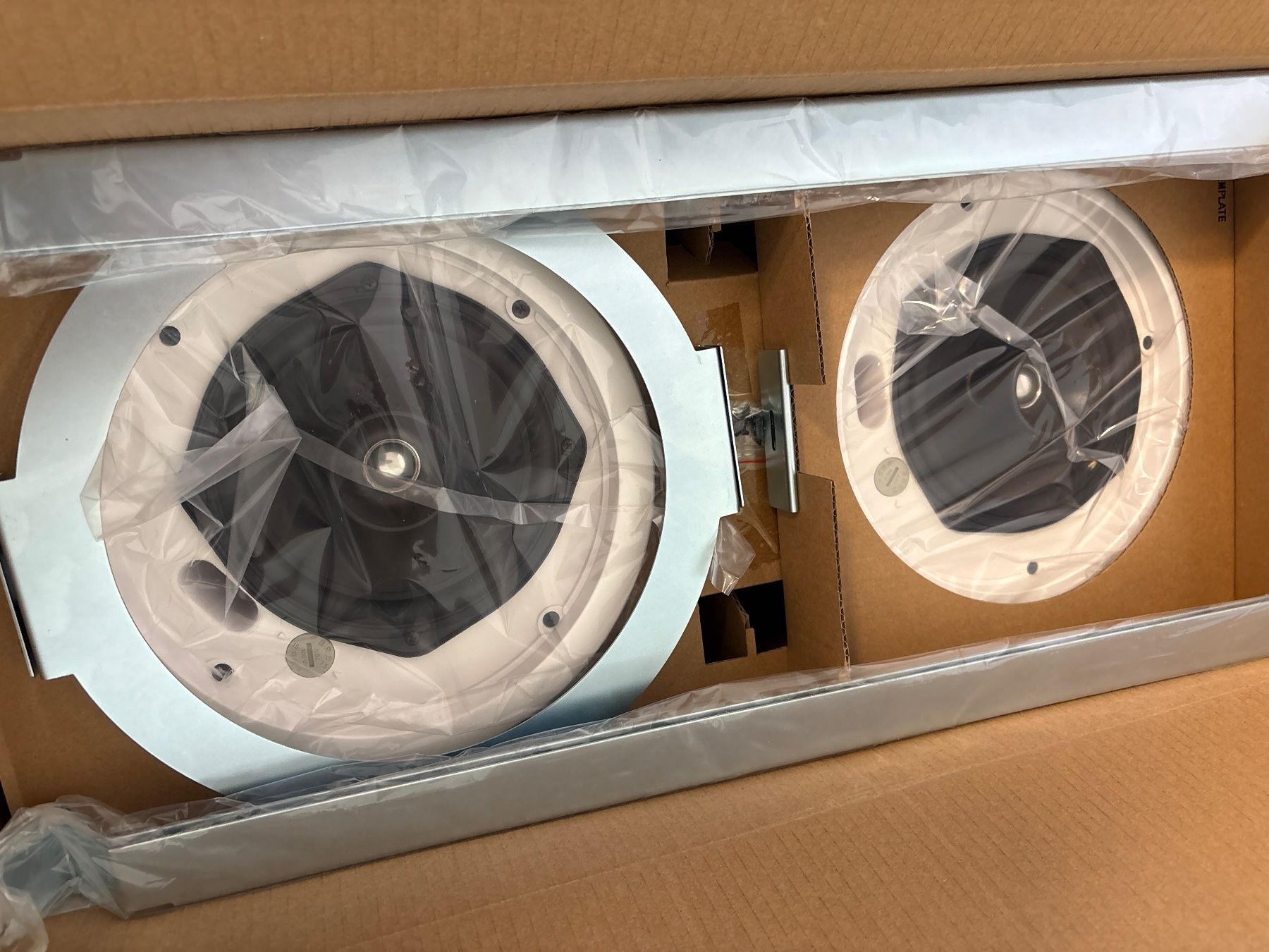 JBL Lautsprecher: JBL Control 26CT – Neu und originalverpackt aus Wallisellen von Audio_Video_UC