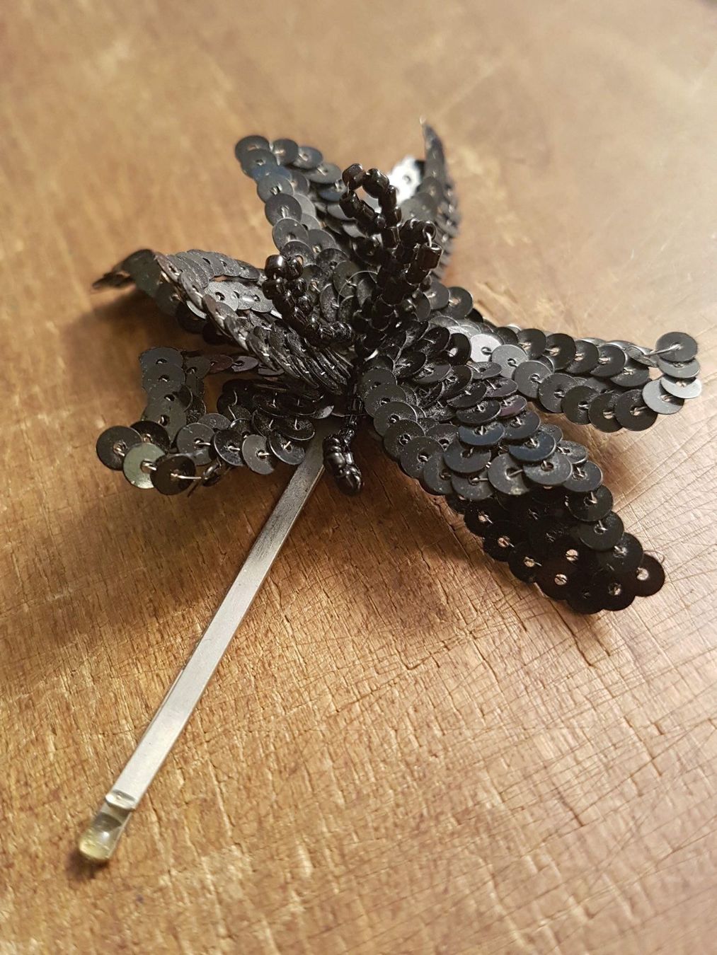 Haarschmuck: Pailletten Haarklemme schwarz Blume – Gebraucht aus Ettingen von Maranathatalitha 3