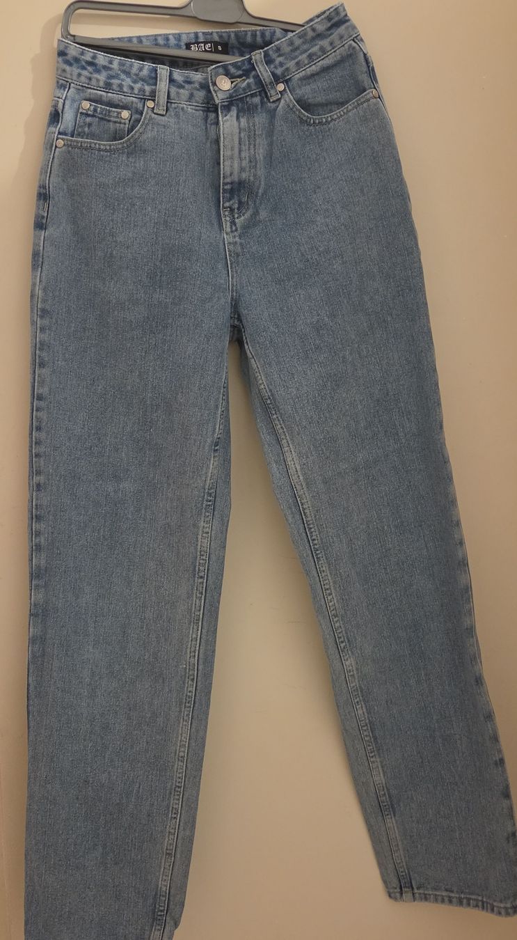 Jeans: Jean taille haute bleu clair taille S  – Neu (gemäss Beschreibung) aus Meyrin von Maribel81