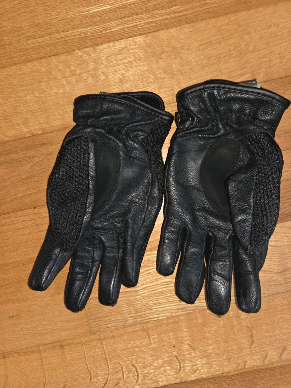 Handschuhe & Handstulpen: Sommerhandschuhe Motorradhandschuhe Grösse S Schwarz – Gebraucht aus Baar von Sabato1973 1