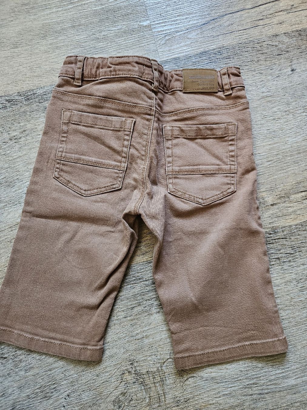 Pantaloni: Jeans Shorts Gr. 128 Verbaudet – Usato da Altendorf venduto da egi83 1