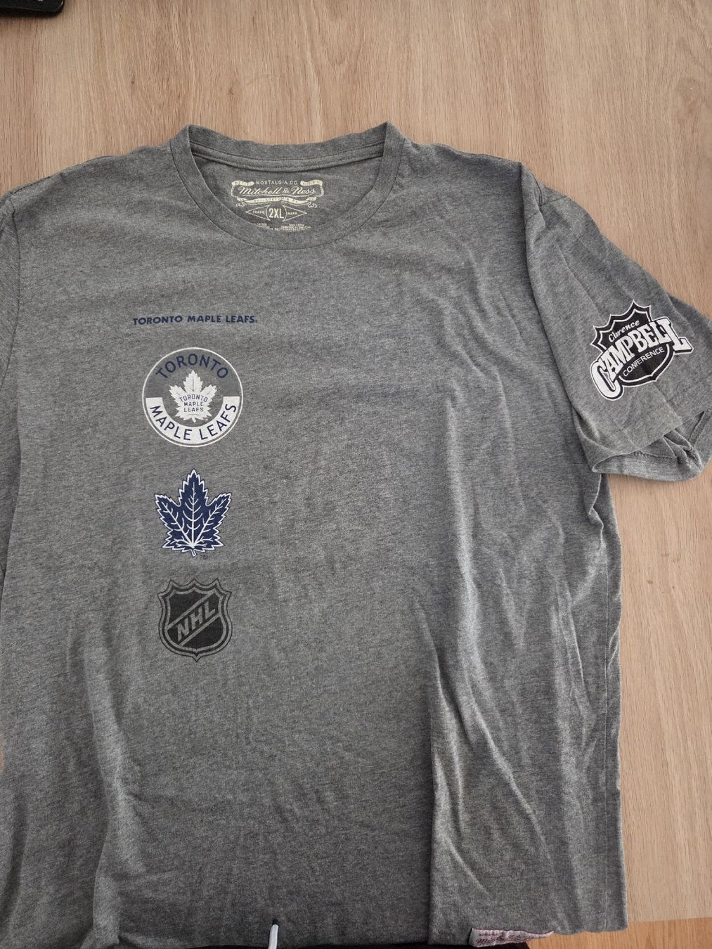 NHL T-shirt: T-shirt NHL  – Usato da Tramelan venduto da mic_5lzm 1
