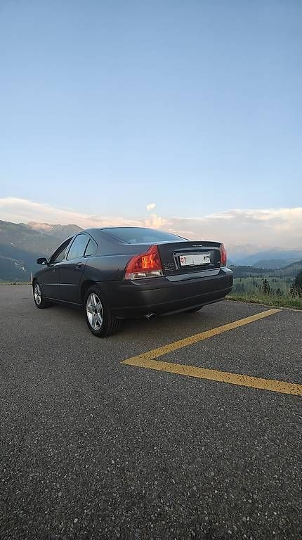 Automobili: Volvo S60 2.5T AWD – Usato da Le Pâquier-Montbarry venduto da pas_st8d 2
