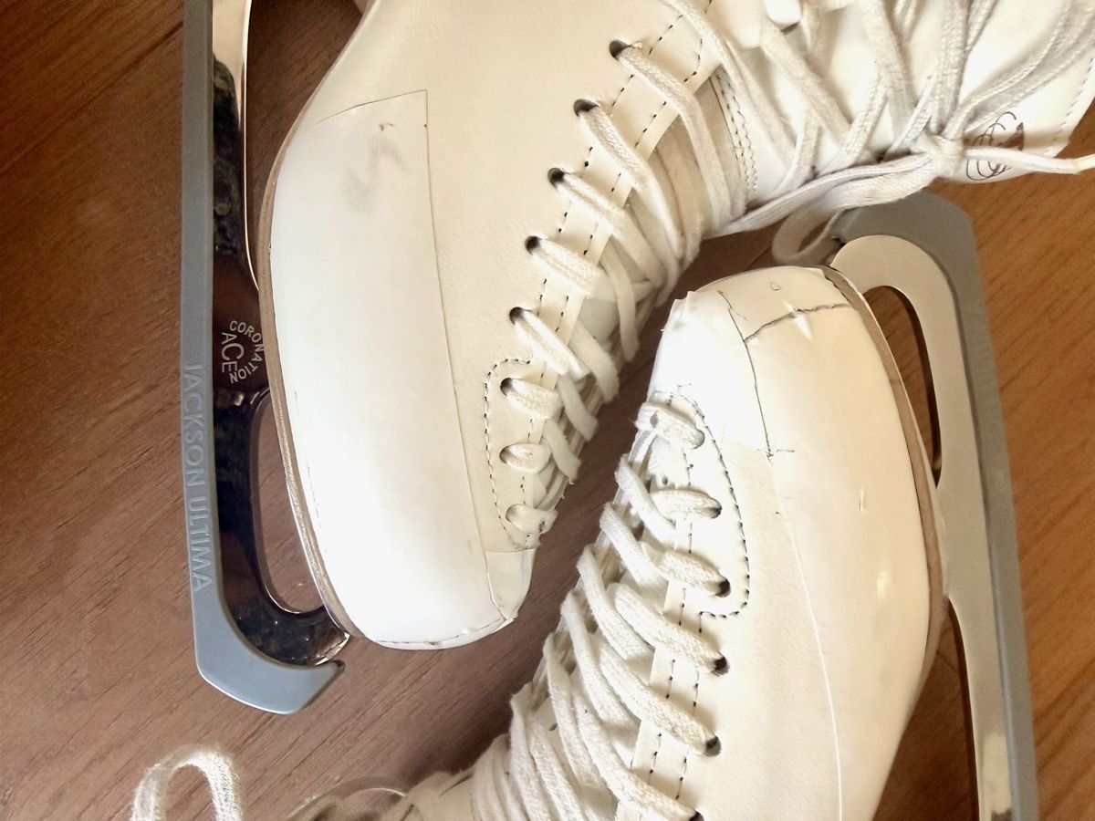 Edea Pattini da ghiaccio: Edea Chorus 245C Eiskunstlaufschuhe + Coronation Ace Kufen – Usato da Wettingen venduto da LorenaD 3