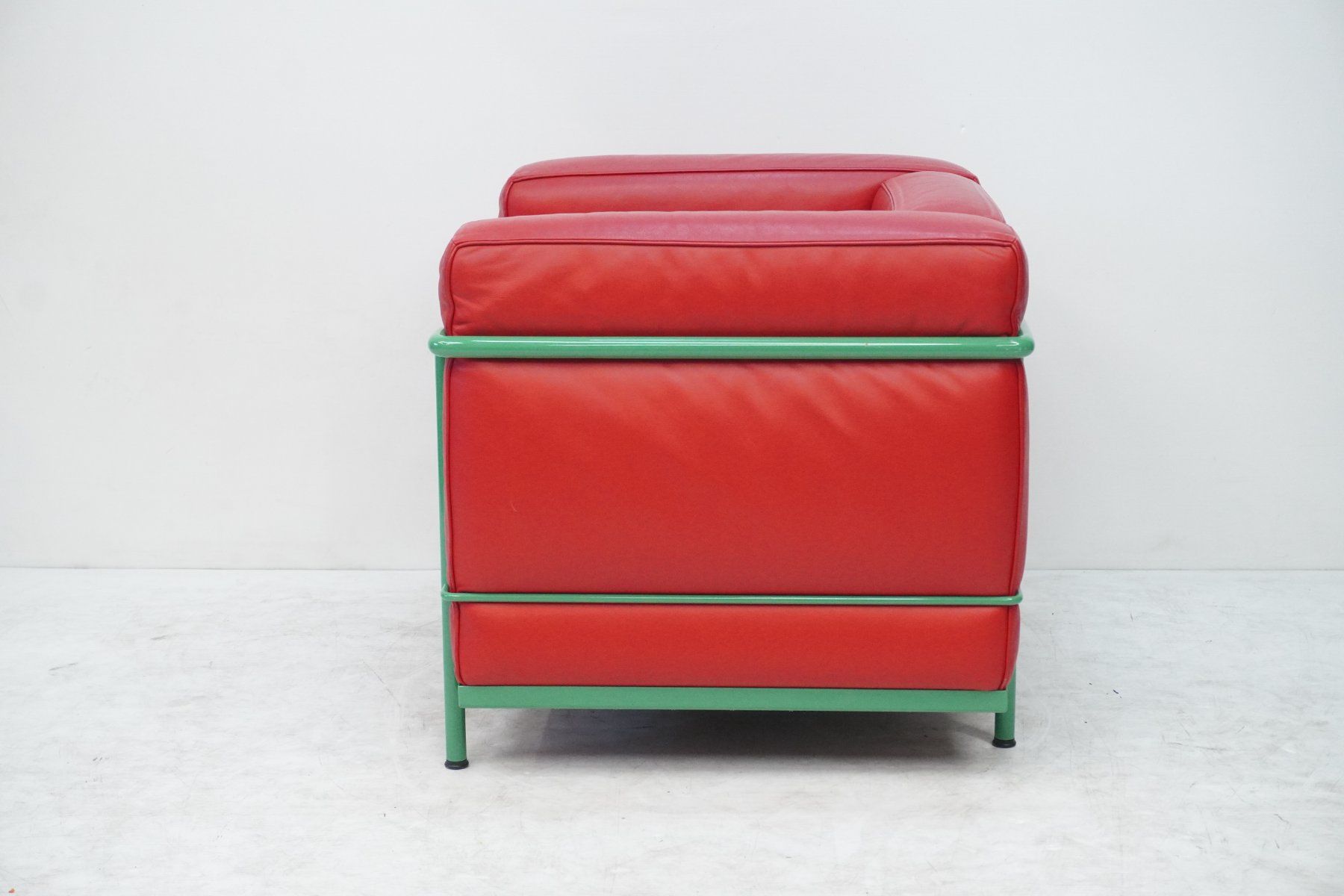 Cassina Sessel: Cassina LC2 Sessel Le Corbusier Leder rot – Gebraucht aus Bad Zurzach von QLASSIQ 2