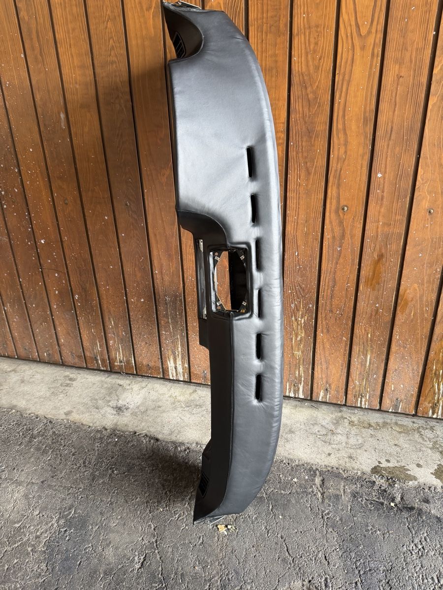 Accessori per altri veicoli: Armaturenbrett Porsche 924 – Usato da Wolfwil venduto da nh.michelle03