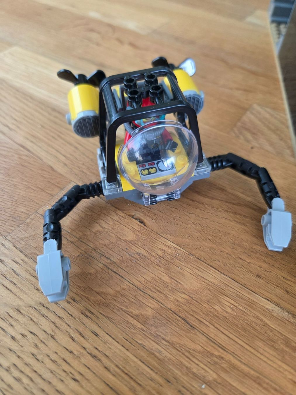 Lego Kit di costruzioni: Lego 60095 Deep Sea Exploration Vessel – Usato da Thun venduto da Reda68 3