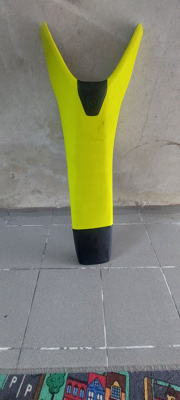 Husqvarna Tutti i ricambio per moto: Husqvarna 701 Sitz/Sattel mit Gel-Einlage – Usato da Aeschi SO venduto da Mr.Cornrows 4