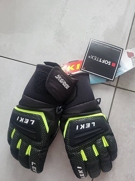 Guanti: Gant Leki neuf taille 6 – Usato da Salins venduto da didi.0102