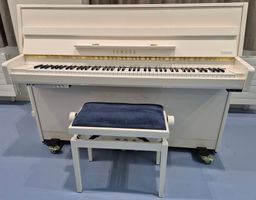 Yamaha 120 Silent Klavier weiss mit Klimakontrollsystem