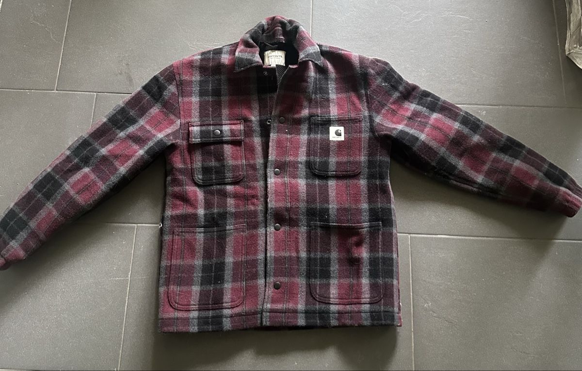Carhartt Giacche: Carhartt Jacke Grösse S, kariert – Usato da Aarau Rohr venduto da noe_nwb7
