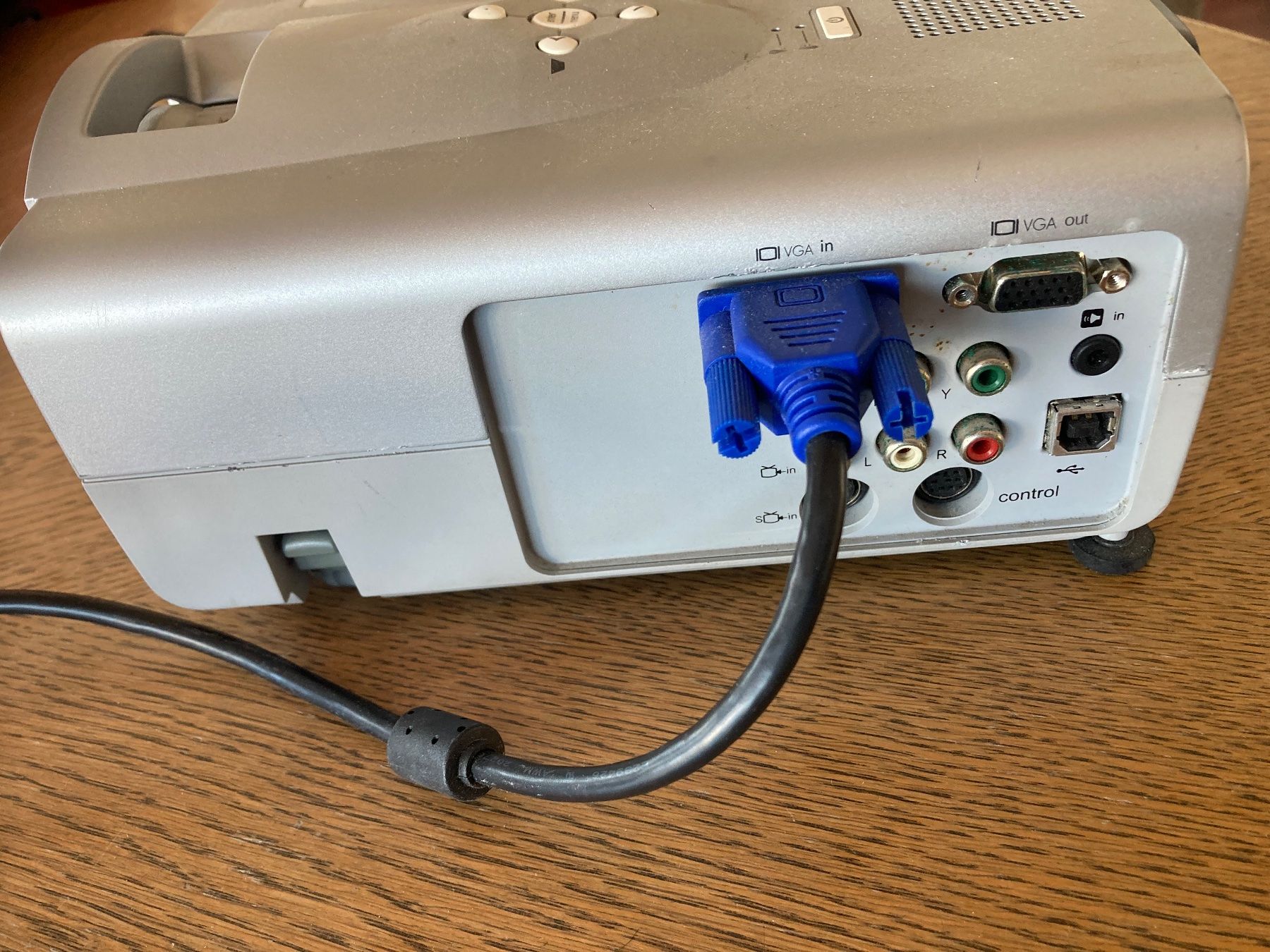 Hewlett Packard Videoprojektoren: Beamer HP Vp 6120 – Gebraucht aus Wildegg von Rider59 4