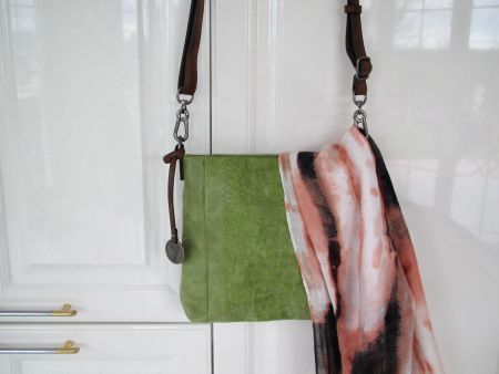 SAC EN BANDOULIERE SURI FREY VERT