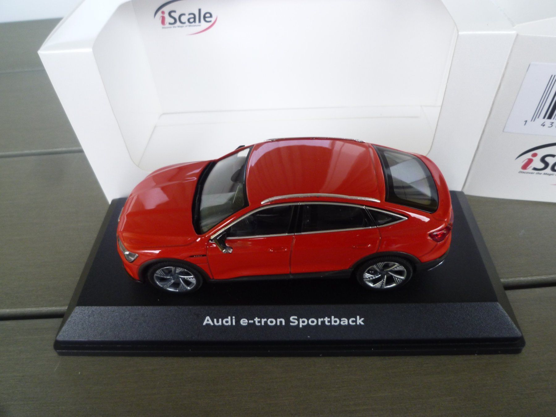 Audi Modellini d'auto: Audi e-tron Sportback – Nuovo e nell'imballaggio originale da Flawil venduto da Imperiosud 4