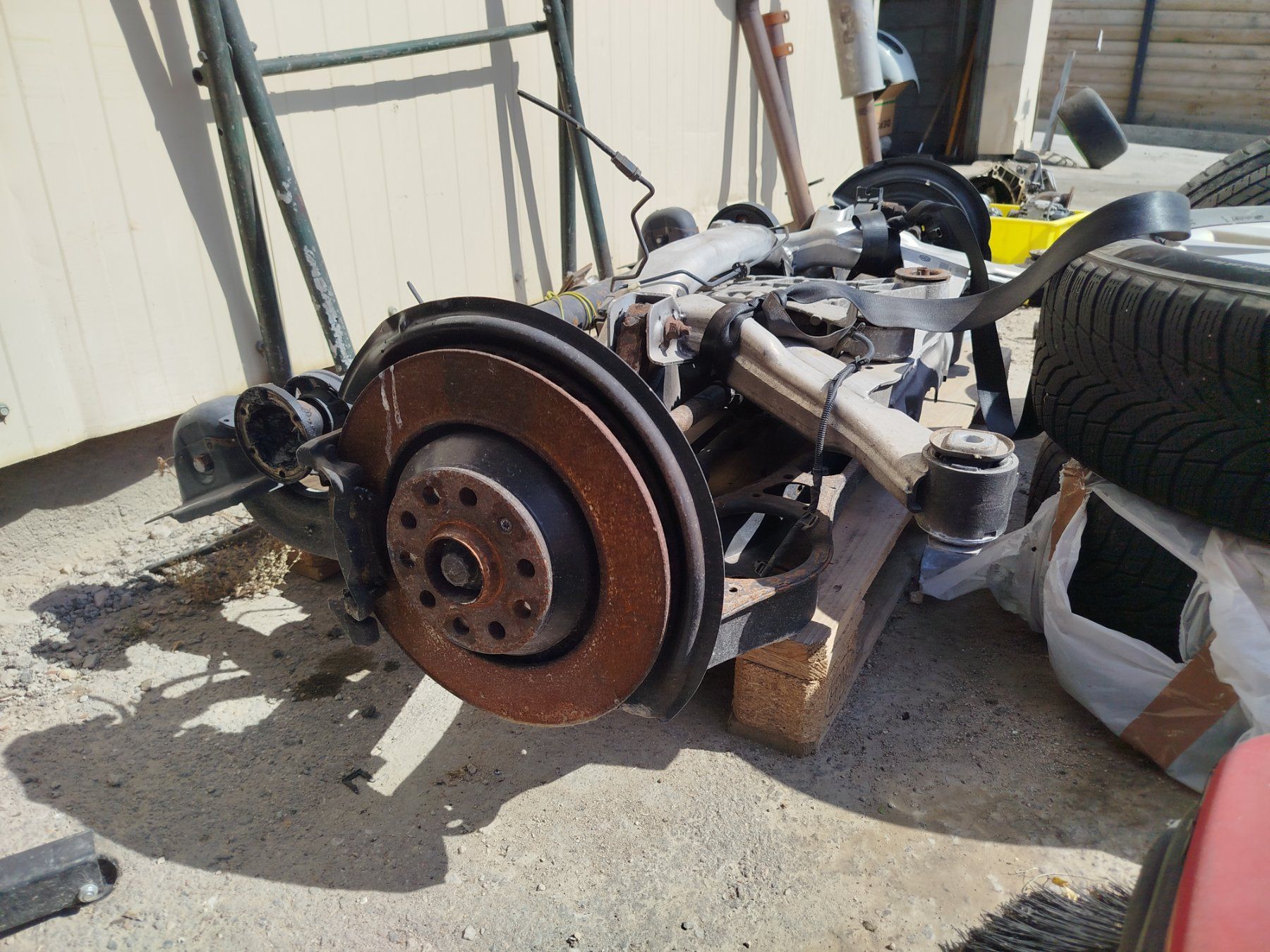 Audi Tutti pezzi di ricambio auto: Haldex Audi S3 8P – Usato da Savagnier venduto da Botteron_Recycling 2