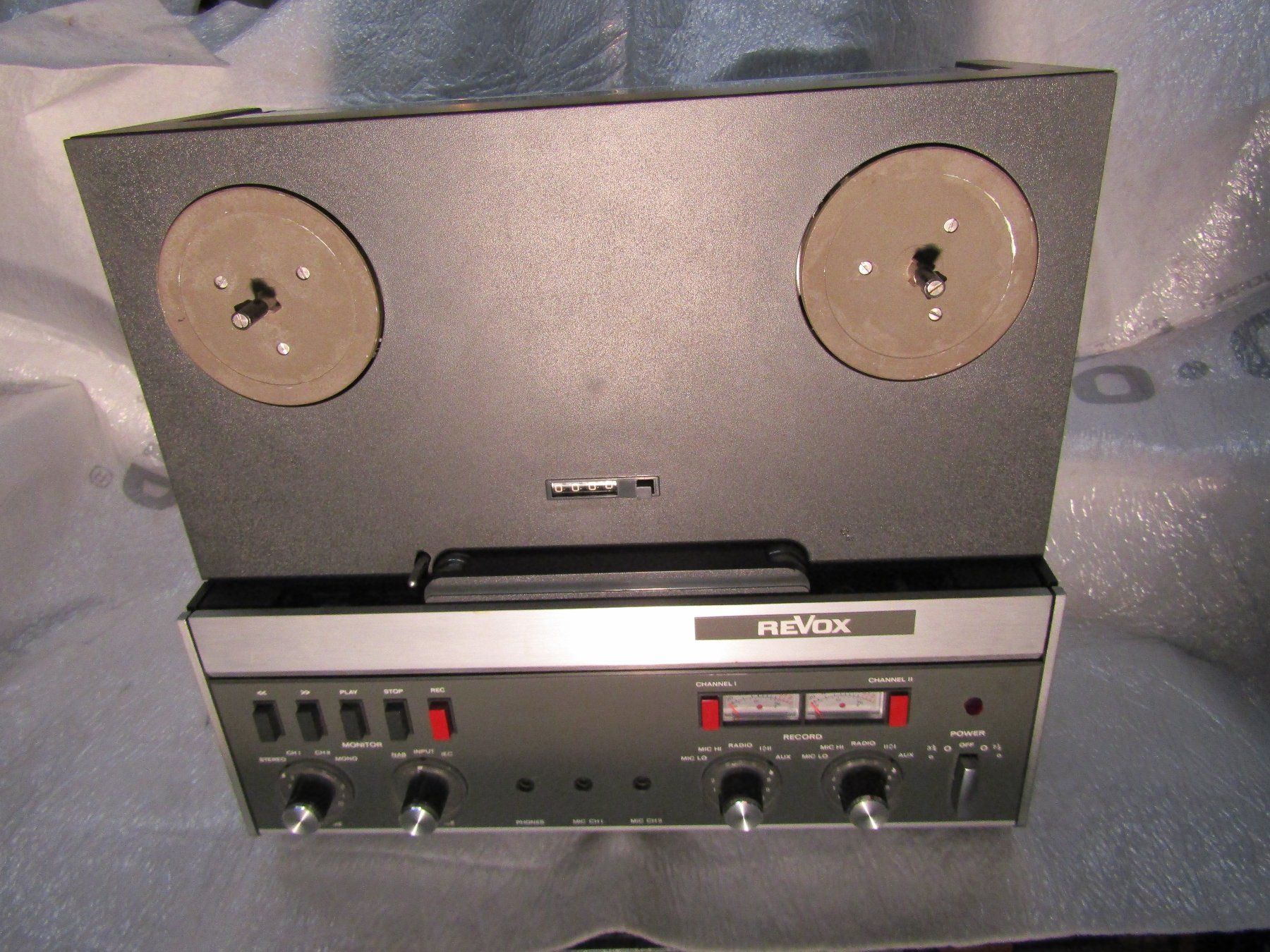 Revox Bandmaschinen: Revox A77 MK III 2 Spur Teilrevidiert – Gebraucht aus Wädenswil von verebe 2