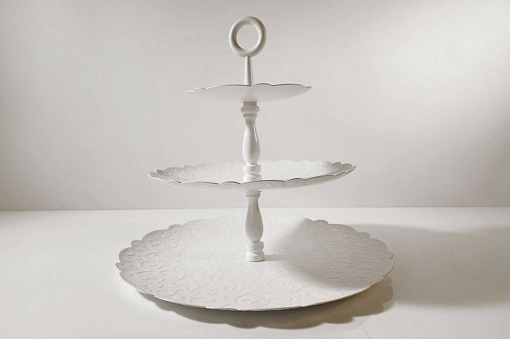 Alessi Piatti di portata: Alessi Dressed Etagere mit 3 Ebenen – Usato da Ballwil venduto da ClassicGallery 6