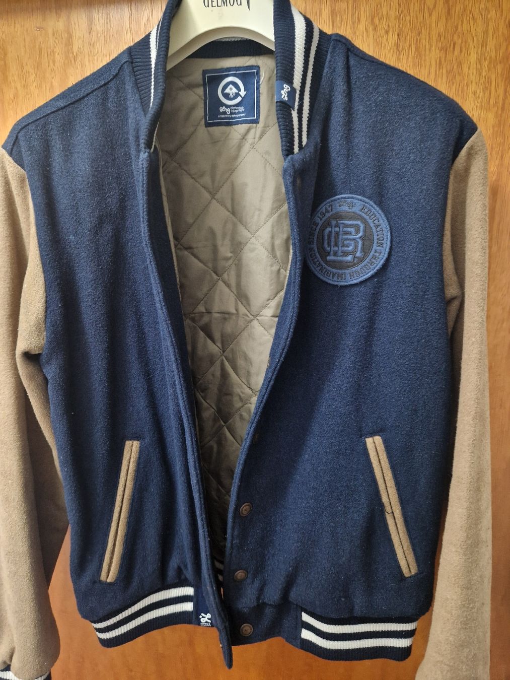 Giacche: LRG Collagejacke Grösse M – Usato da Münchenbuchsee venduto da Ludo_Braenz 2