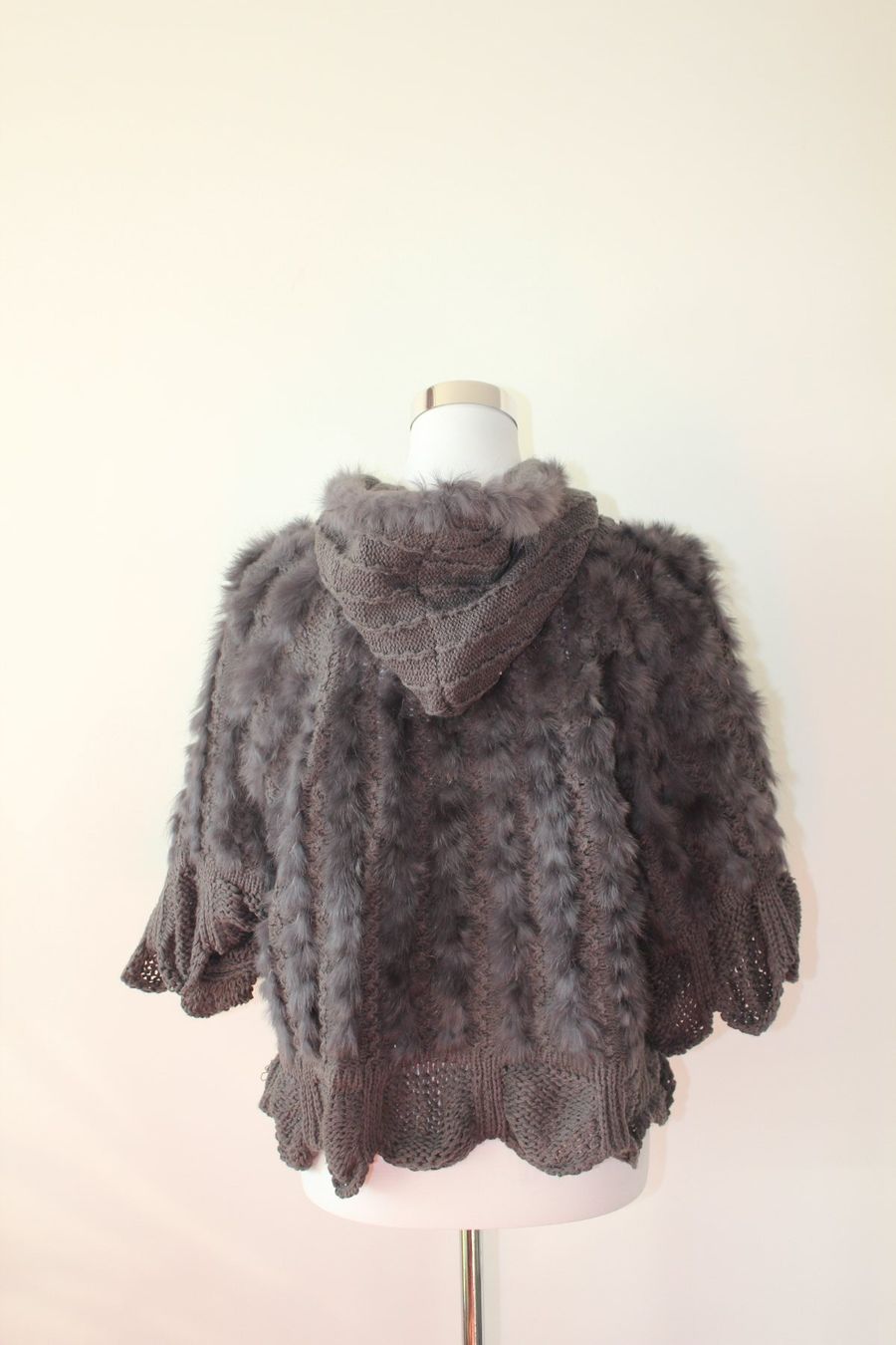 Pulls & Sweat-shirts: Echtfell Poncho. Pullover,  Gr.S – D'occasion à zürich par kira.jj 2