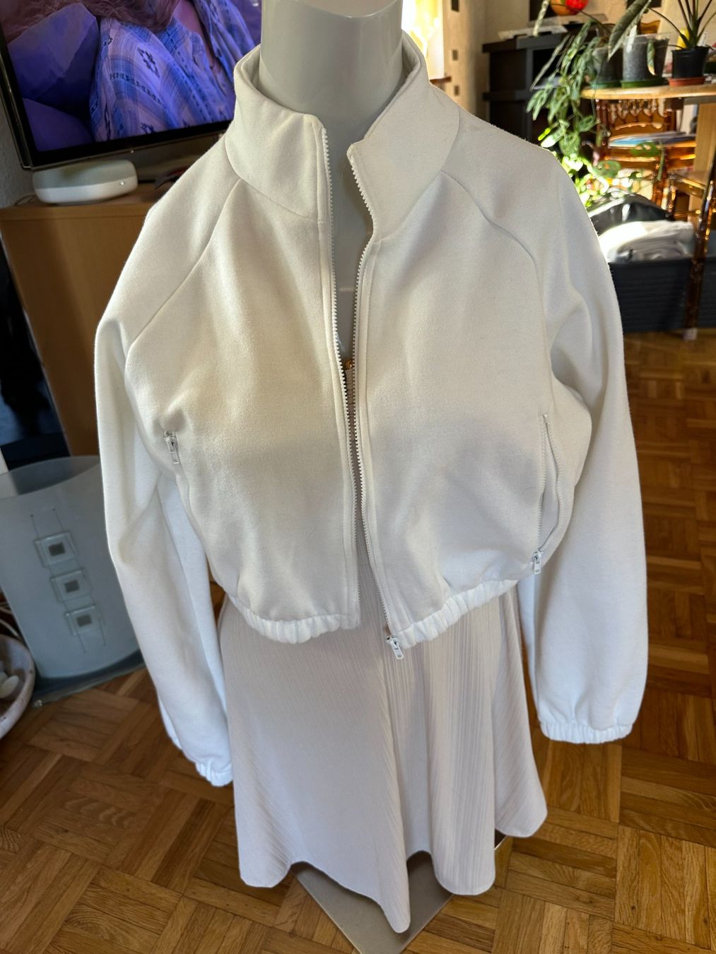 Vestes: Jäckli – Neuf (Voir description) à Balsthal par dasesaro