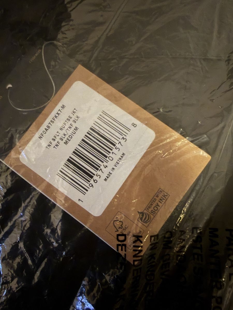 North Face Giacche: Supreme x The North Face Split Nuptse - Noir - M – Nuovo e nell'imballaggio originale da Orbe venduto da Orliii_ 2