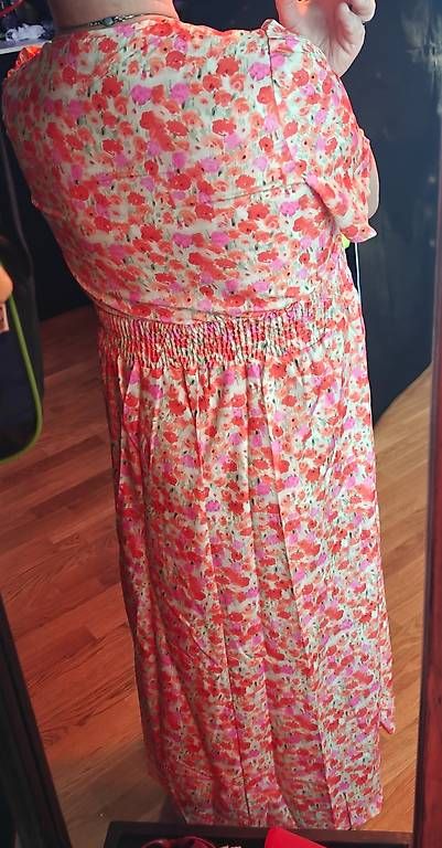 Vestiti: Sommerliches Maxikleid mit Blumenmuster, Grösse M – Nuovo e nell'imballaggio originale da Obernau venduto da Tiga42 1
