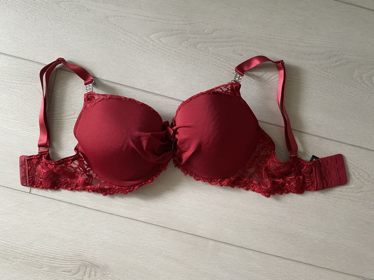 Sonstige Unterwäsche: 2er Set BHs Gr 75E mit Spitze – Neu (gemäss Beschreibung) aus Strengelbach von Bycy 1