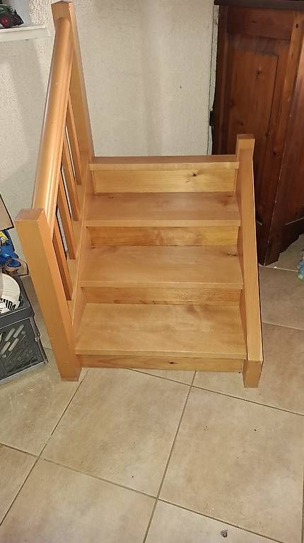 Scale: Escaliers décoratifs 3 marches. – Usato da Essertes venduto da ast_mk5t 1