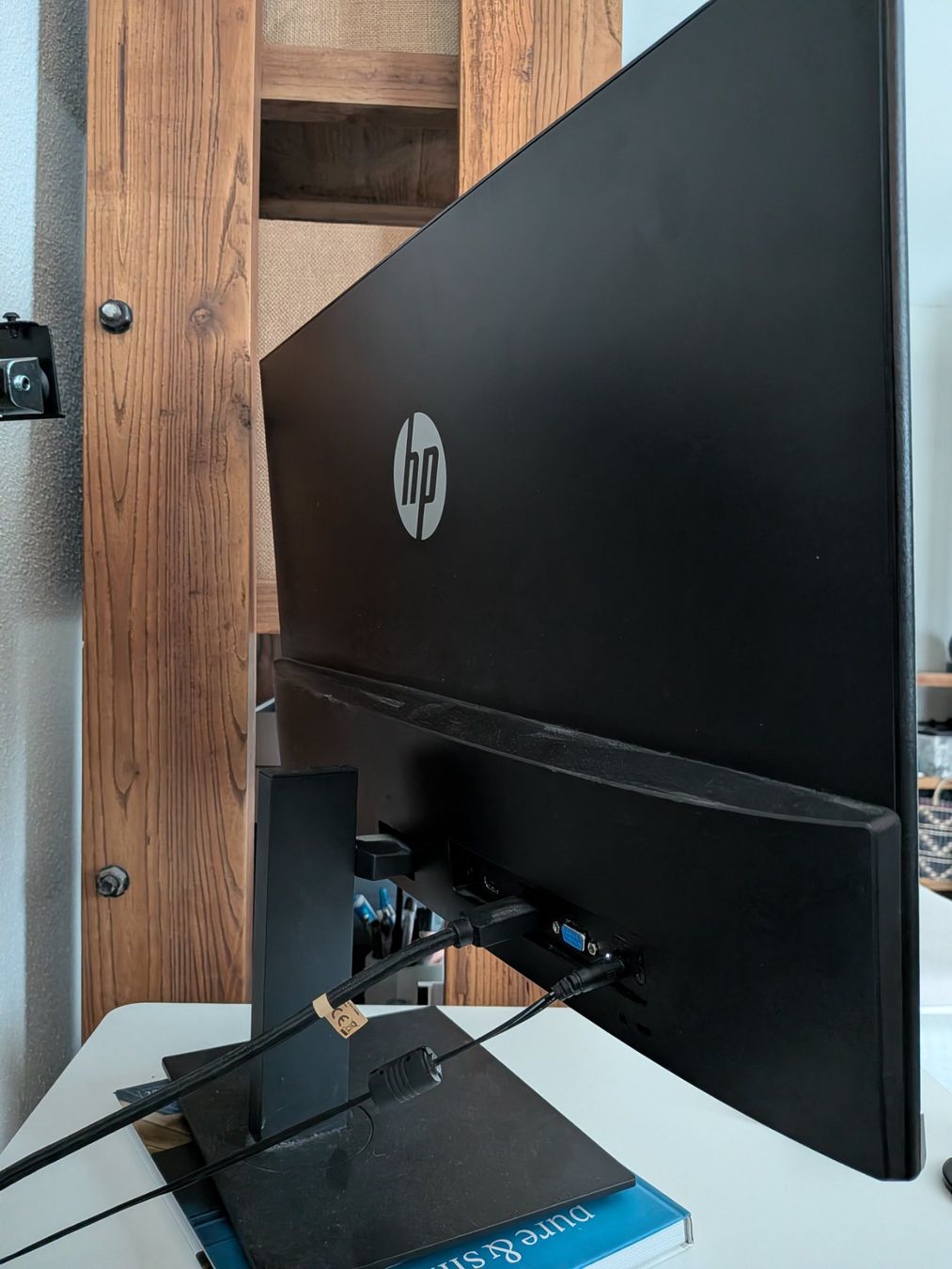 Monitor: HP Display 27 Zoll – Usato da Winterthur venduto da silvanscherrer 1