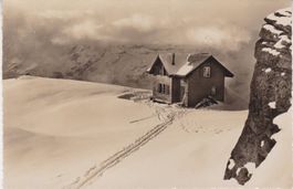S.A.C. Leglerhütte im Glarner Freiberg. 2300m. (GL)