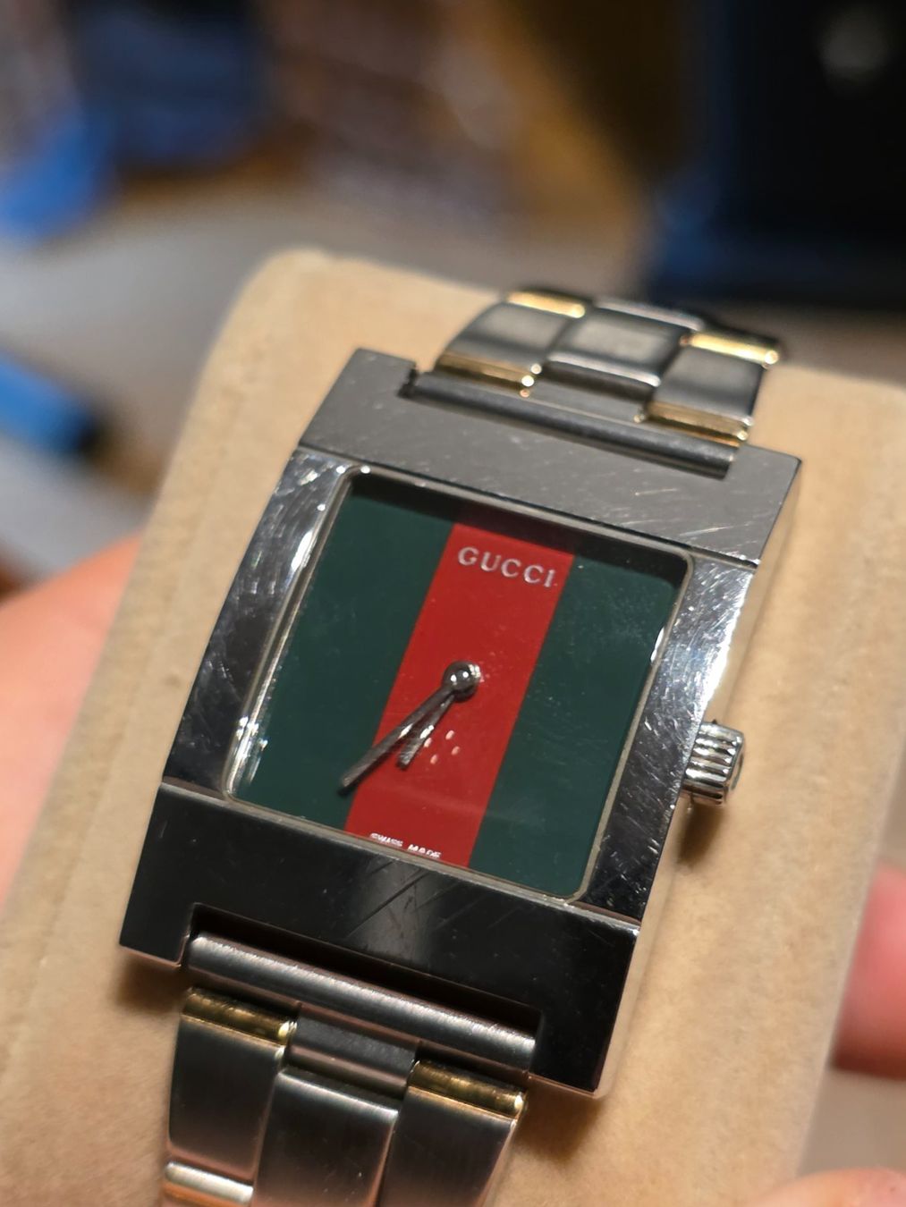 Gucci Orologi: Gucci 7700M Uhr – Difettoso da Basel venduto da rogermorse