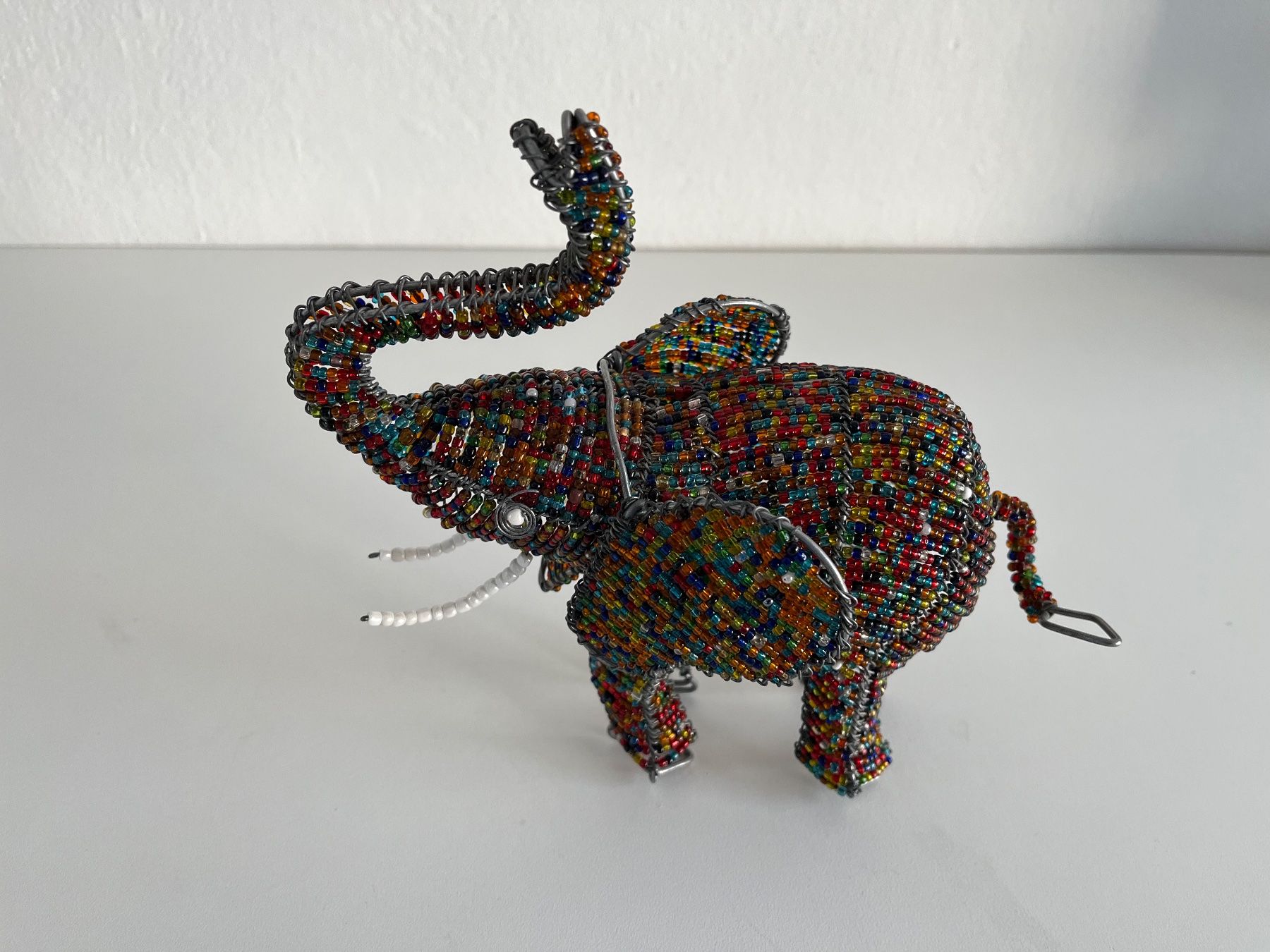 Statuette: Elefant aus Metalldraht mit Steckperlen – Usato da Wetzikon ZH venduto da seli03 1