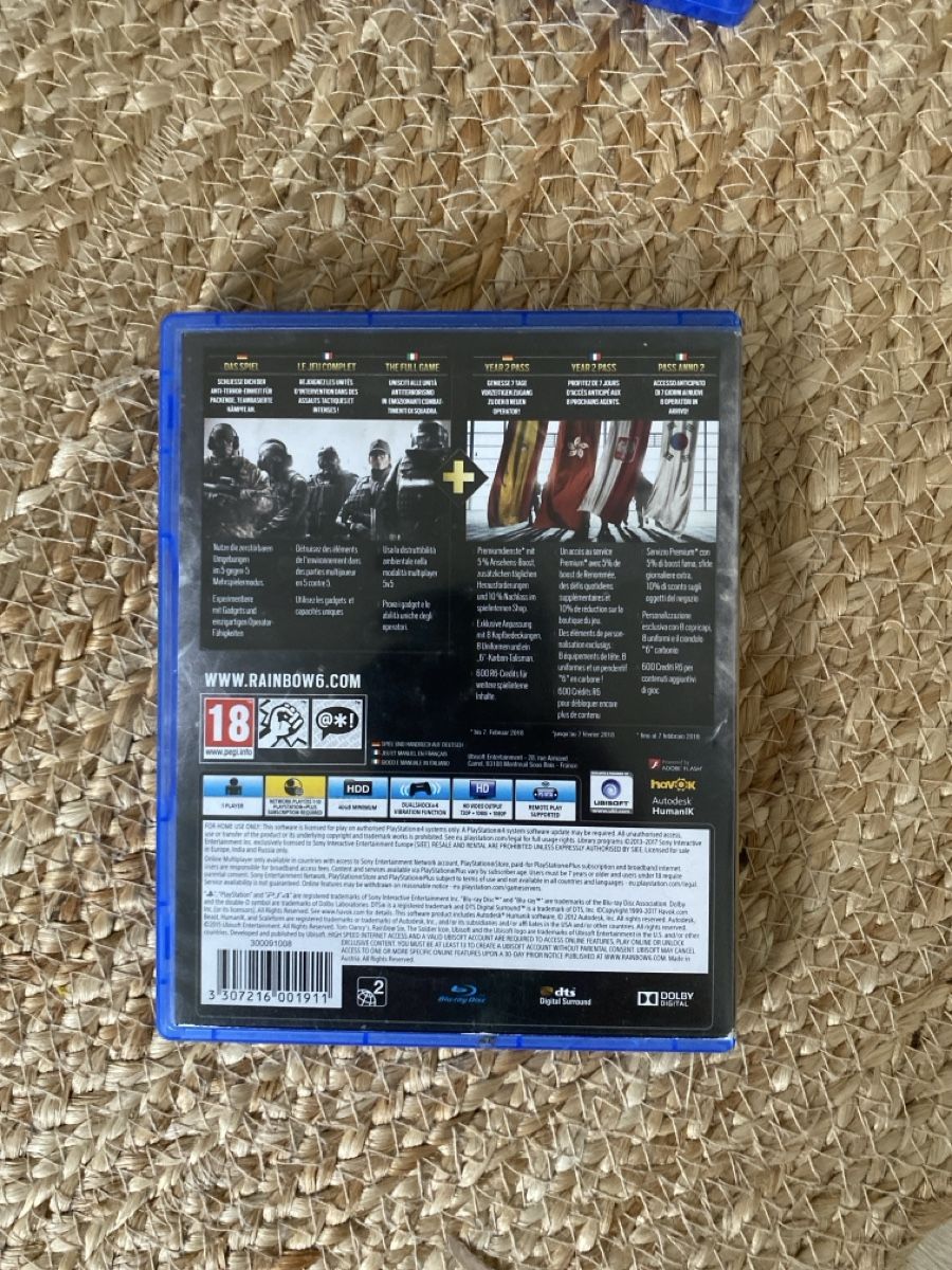 Sony Giochi: Rainbow Six Siege - Édition Gold Année 2 - PS4 - Jouez! – Nuovo (secondo la descrizione) da Cressier NE venduto da Cyril1401 3