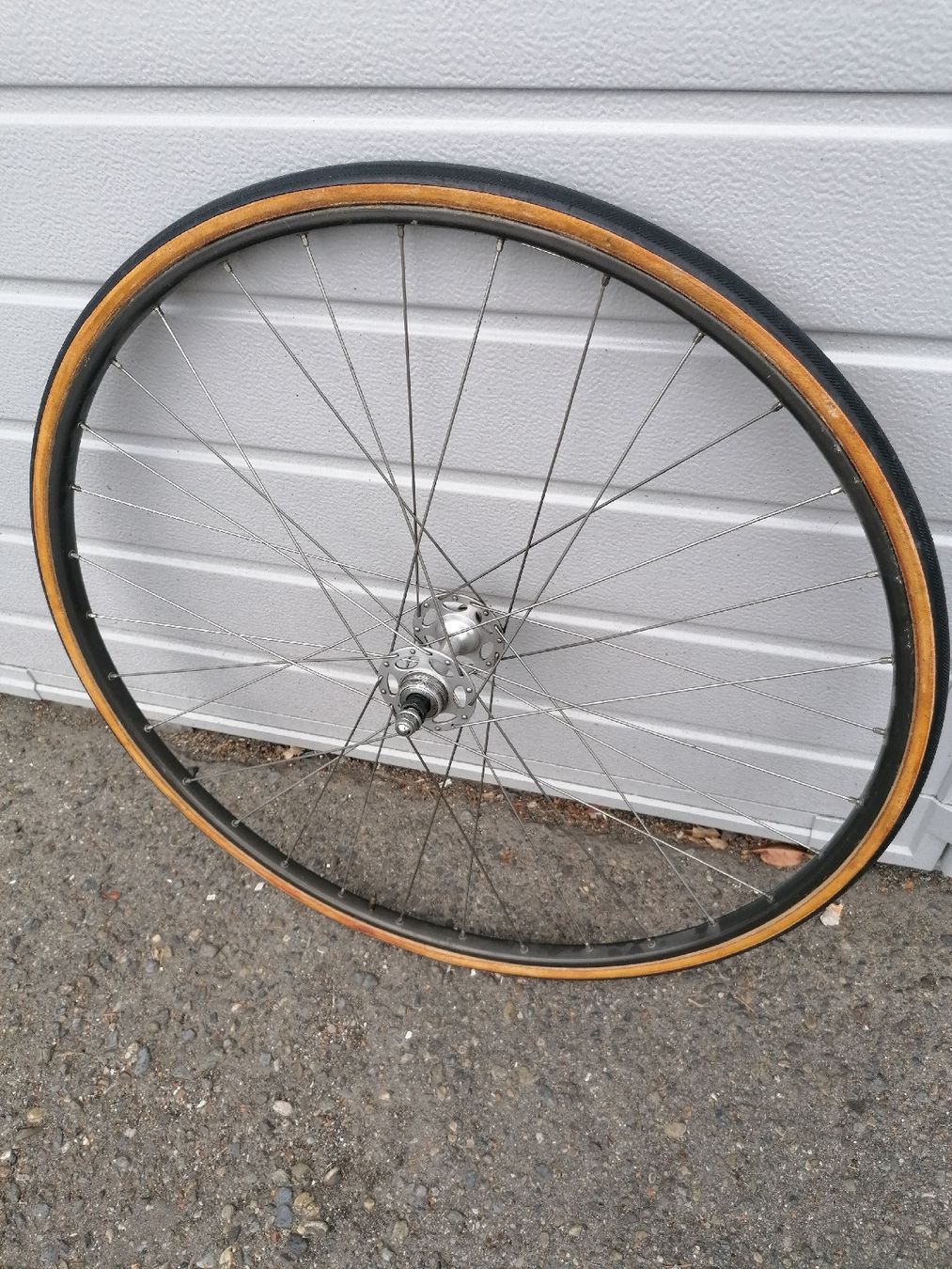 Shimano Pezzi di ricambio: Dura-Ace Bahnrad Hinterrad  – Usato da Lausanne venduto da Frankenstein