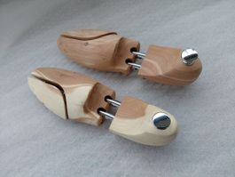 Schuhspanner aus Holz Größe 43 (1) -C64