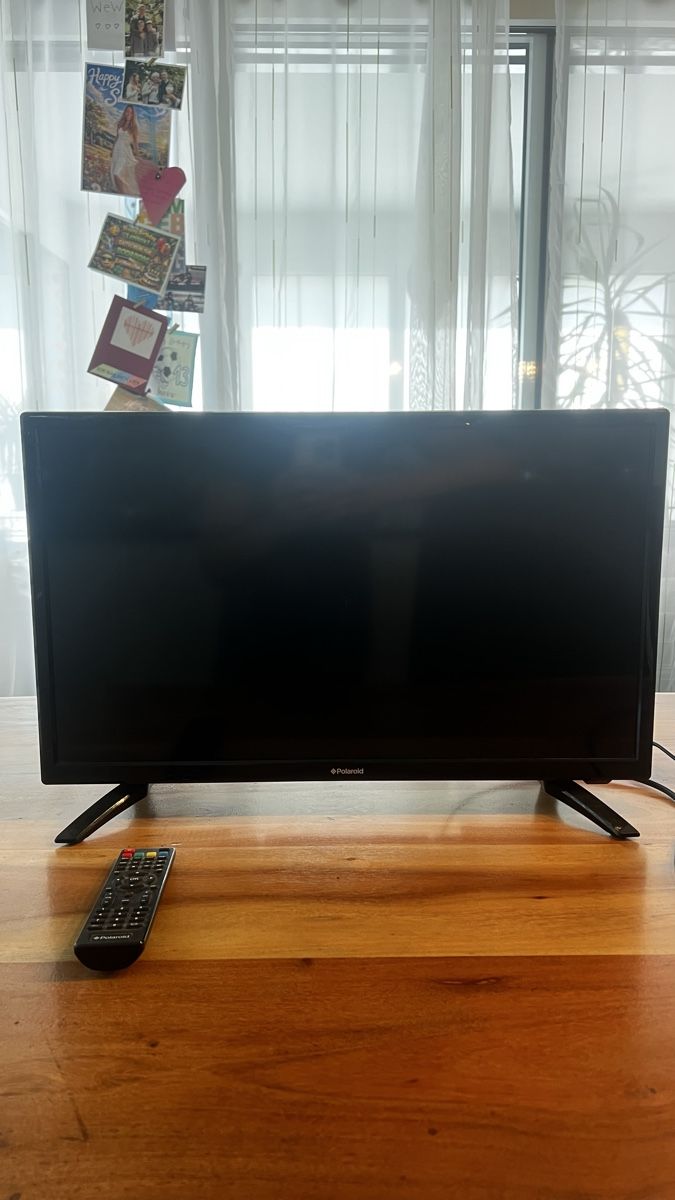 Monitor: Polaroid Monitor – Usato da Volketswil venduto da Lenjam15