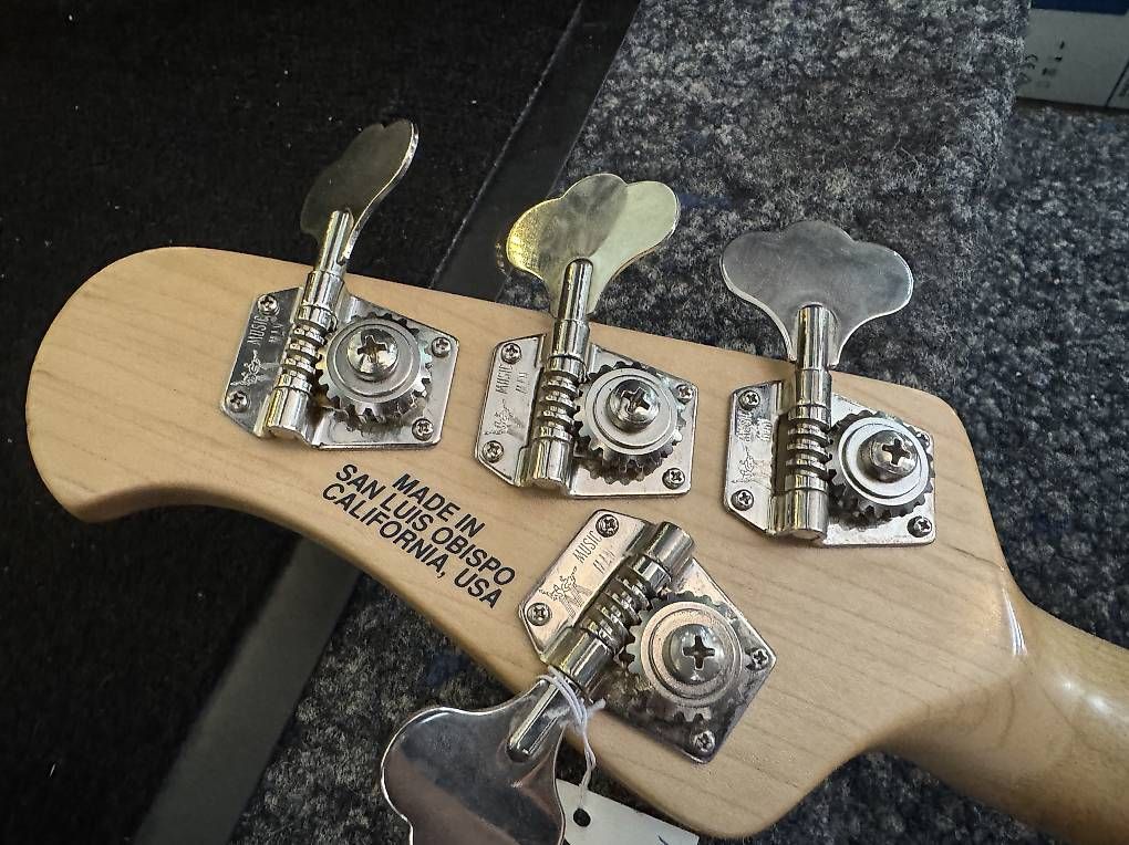Musikinstrumente: Basse Musicman Stingray 3 US – Gebraucht aus Morges von GvnMusic 2
