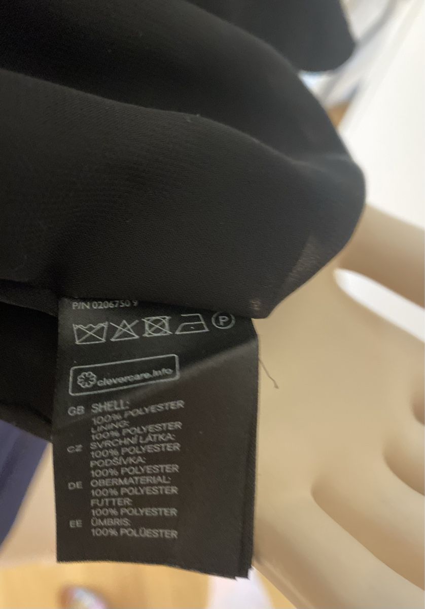 H&M Completi & Tailleur: H&M Blazer SIZE 38 fitted – Nuovo (secondo la descrizione) da Walchwil venduto da Finibaci 8