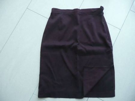NEU + schick Jupe H+M dunkelrot sexy Schlitz für den Herbst