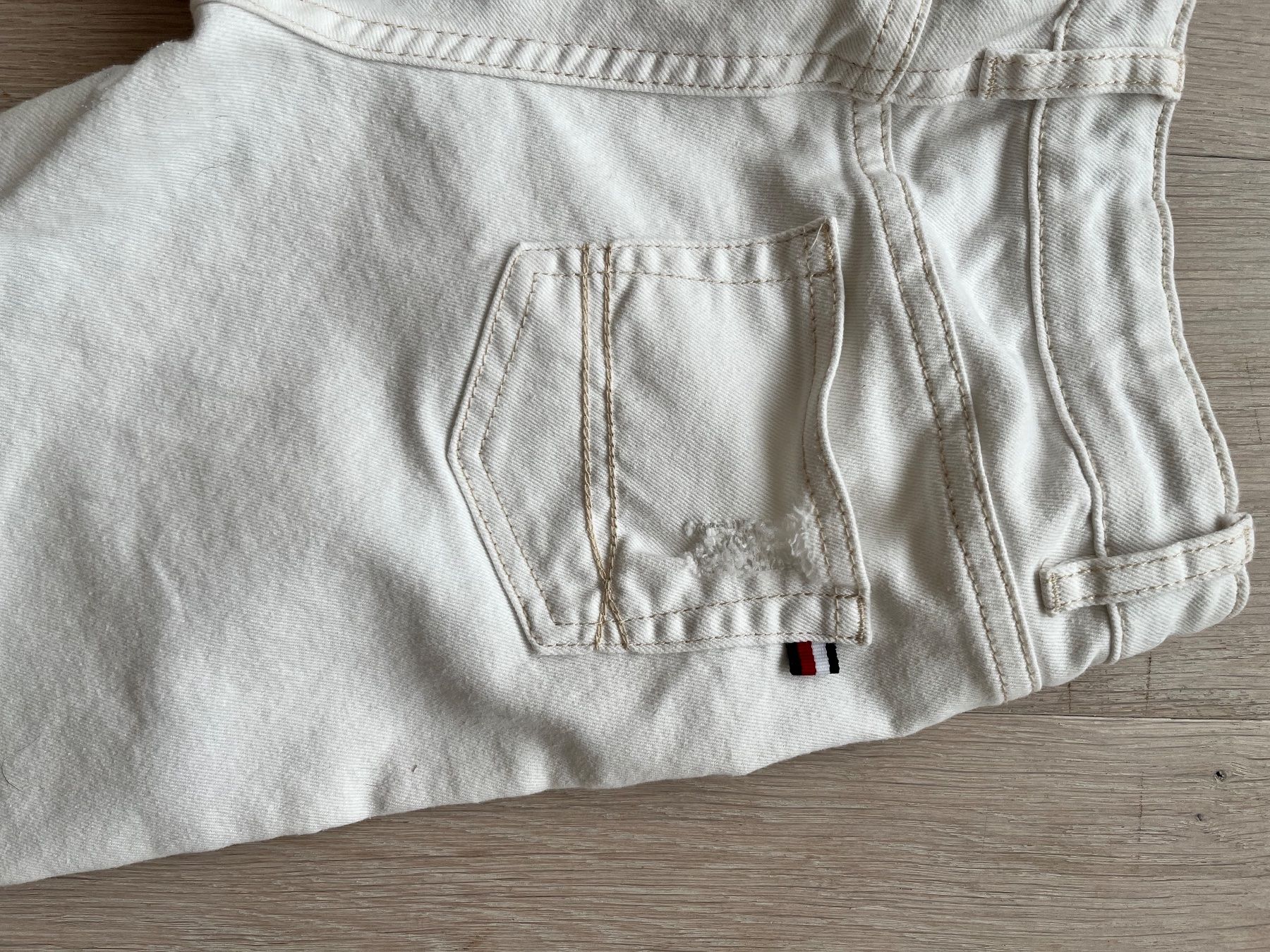 Tommy Hilfiger Lotti di vestiti: Hose Gr. 152 Tommy Hilfiger – Nuovo (secondo la descrizione) da Aarau venduto da Doct8 3