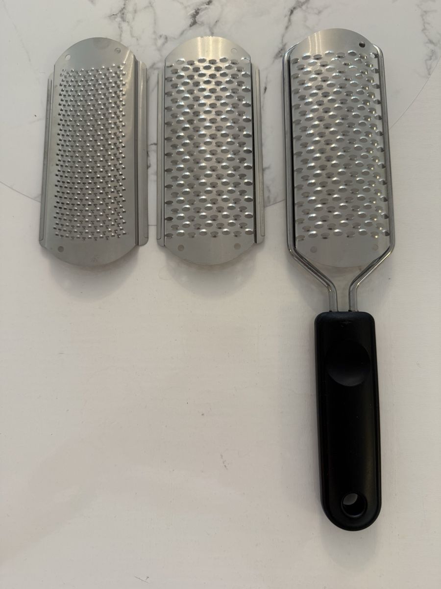 Elettrodomestici da cucina: Reibe neu  – Nuovo (secondo la descrizione) da Luterbach venduto da uhrmacherin89