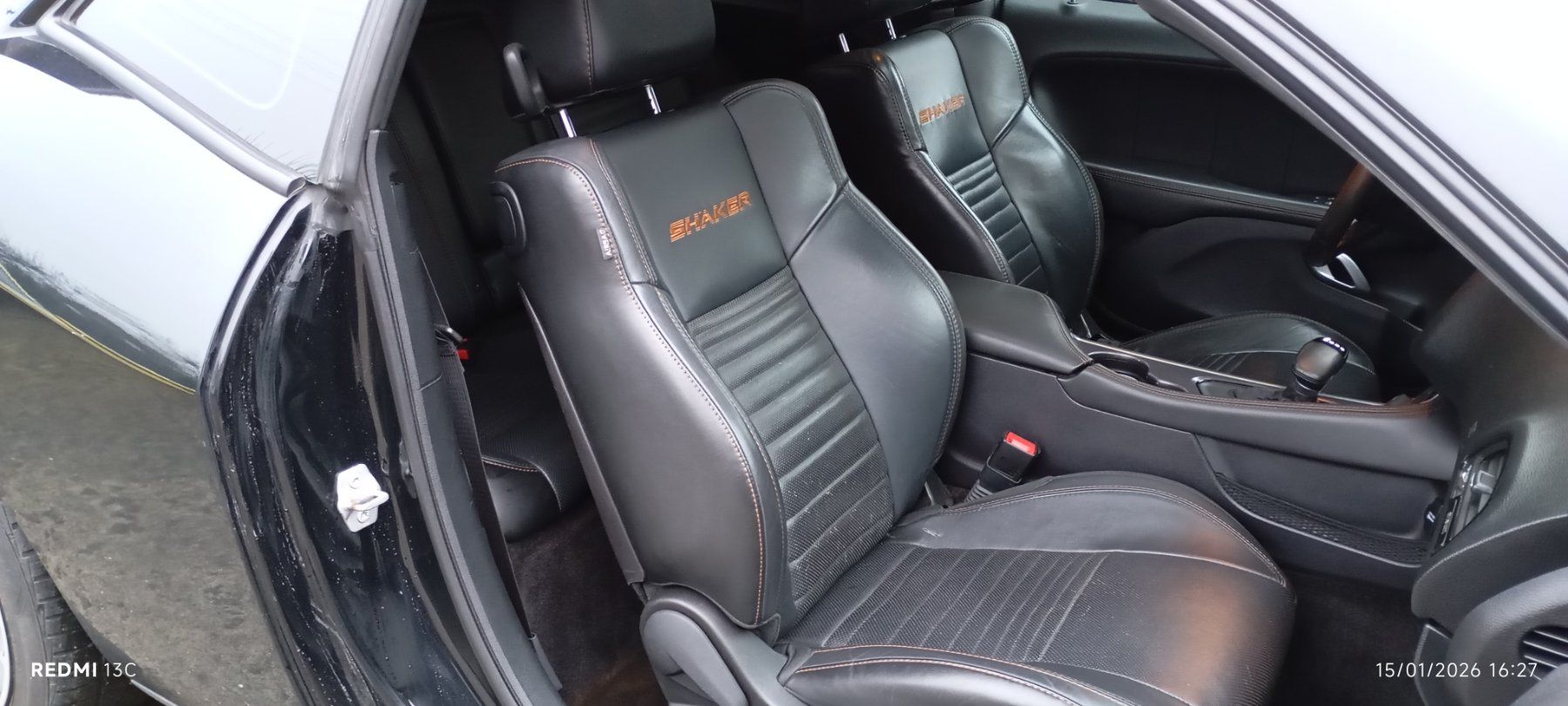 Dodge Autos: Dodge Challenger 6.4 Shaker Scat Pack expertisée 08.01.2026 – Gebraucht aus Moudon von G-Tuning 8